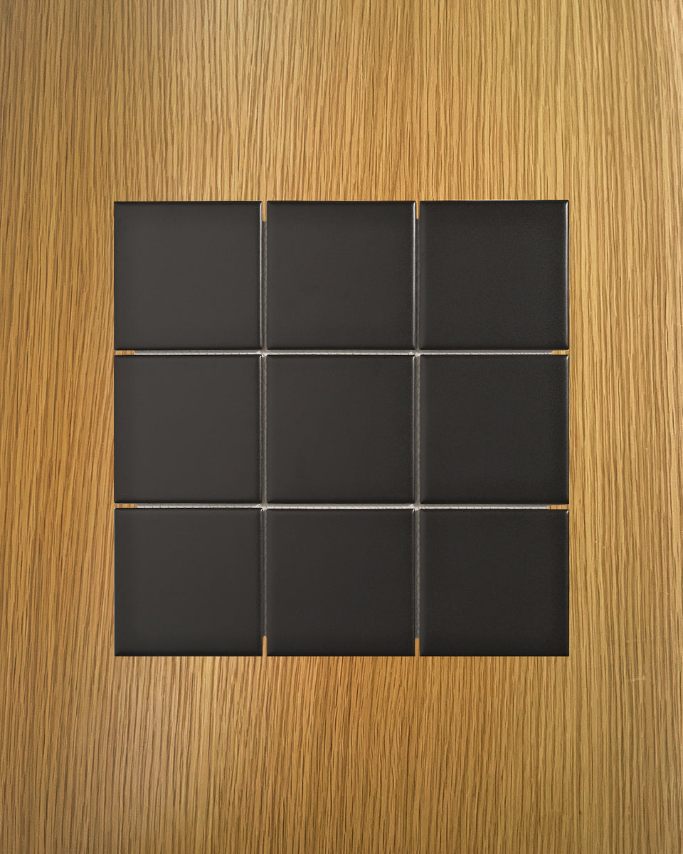 Grid V2 [Black] – By The Form